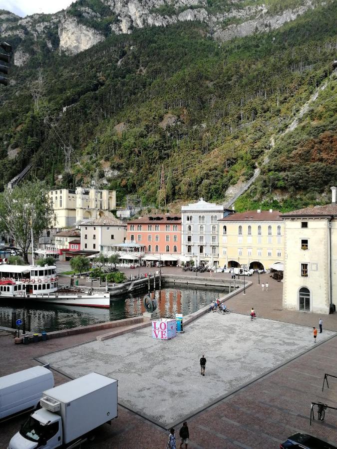 App Angela - Ponale 3 Appartement Riva del Garda Buitenkant foto